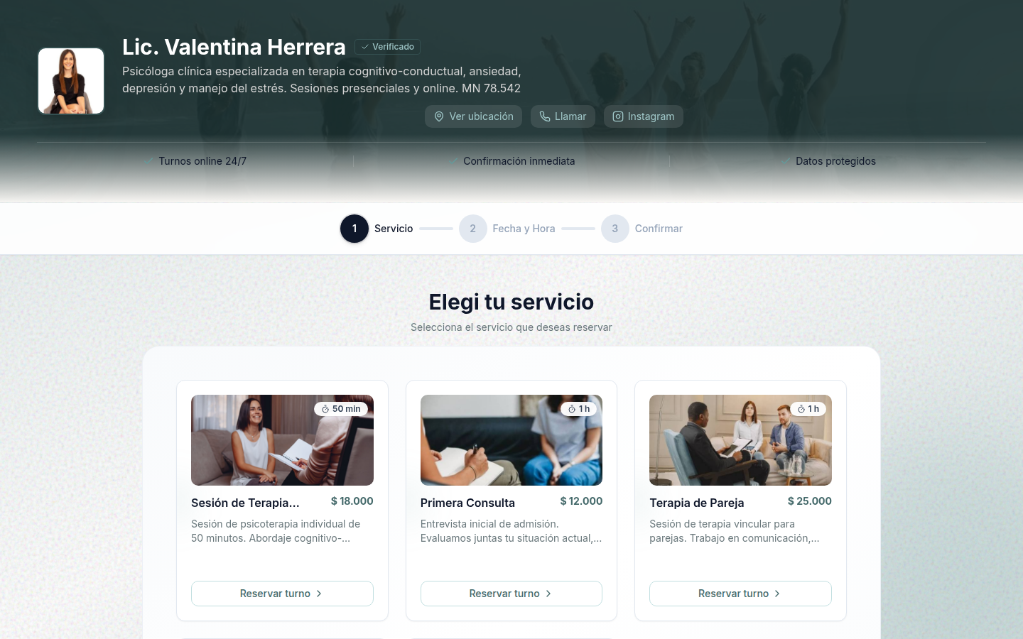 Página pública de reservas con 5 servicios, precios y botones de reserva